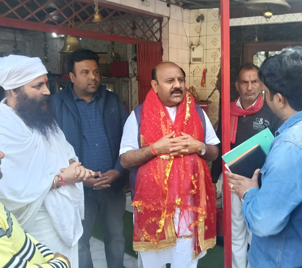 Choudhary Inspects Road Project Connecting Kalidhar Temple.webp