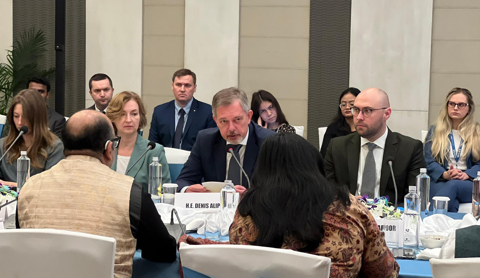 Russian Ambassador Calls for Negotiations on West Asia Crisis