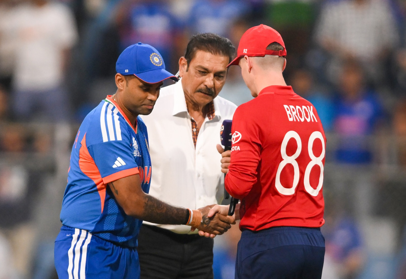 England Win Toss, Elect to Bowl Against India in T20 Semifinal