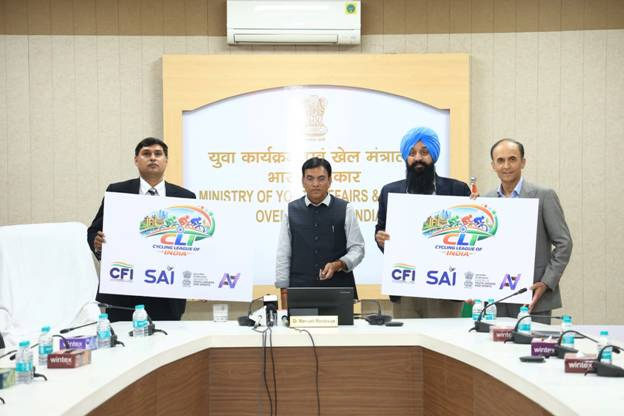 Sports Minister Mandaviya Launches Cycling League to Boost India's Sporting Ecosystem.webp