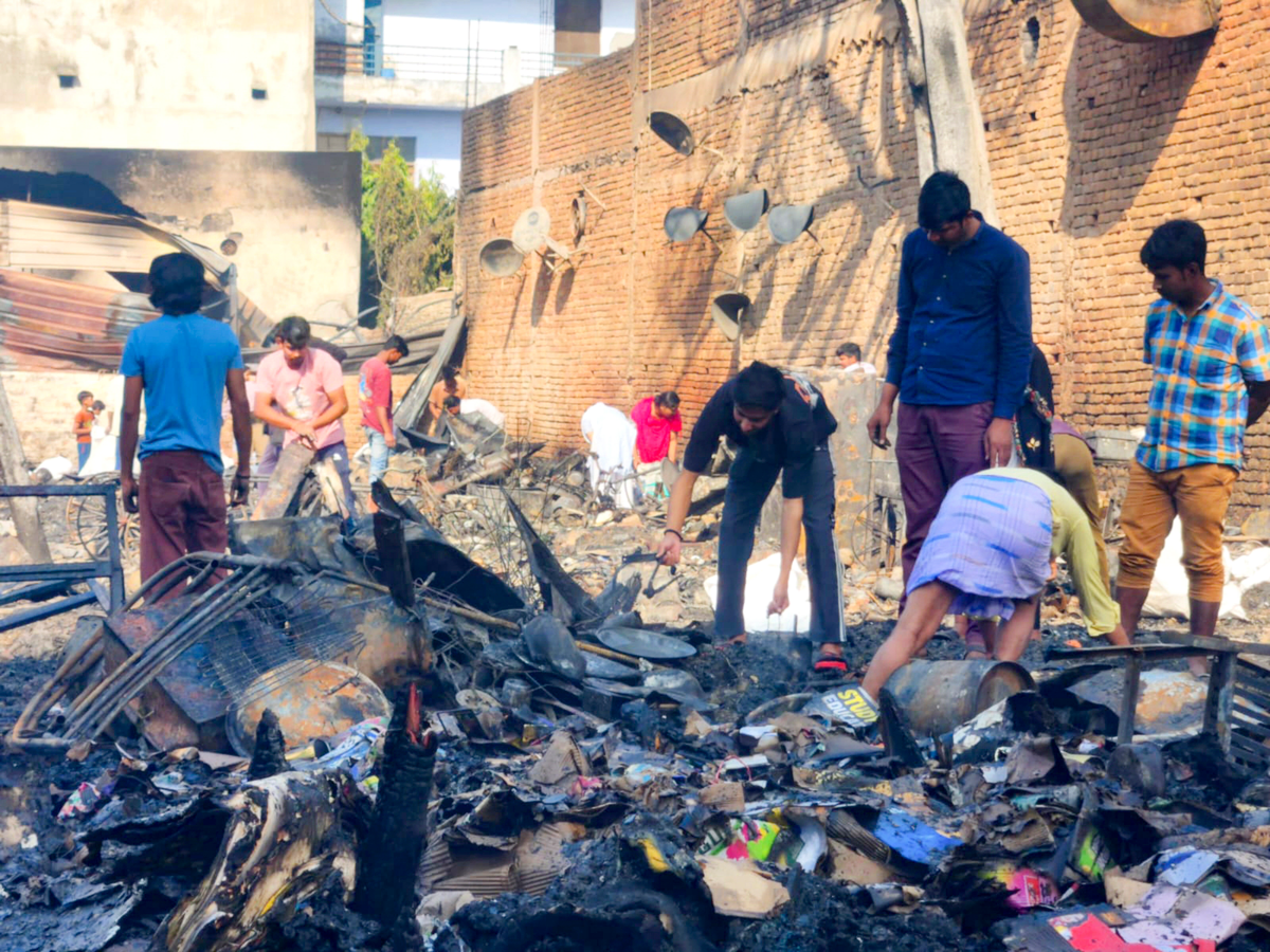 Devastating Fire Claims Life in Northwest Delhi Shanty Settlement