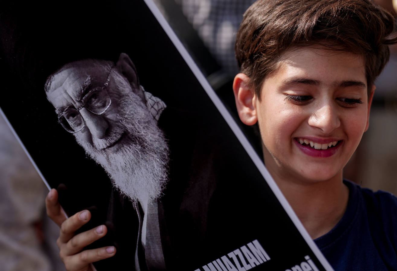 Government Actively Addresses LPG Supply Concerns Due to Strait of Hormuz Disruptions.webp