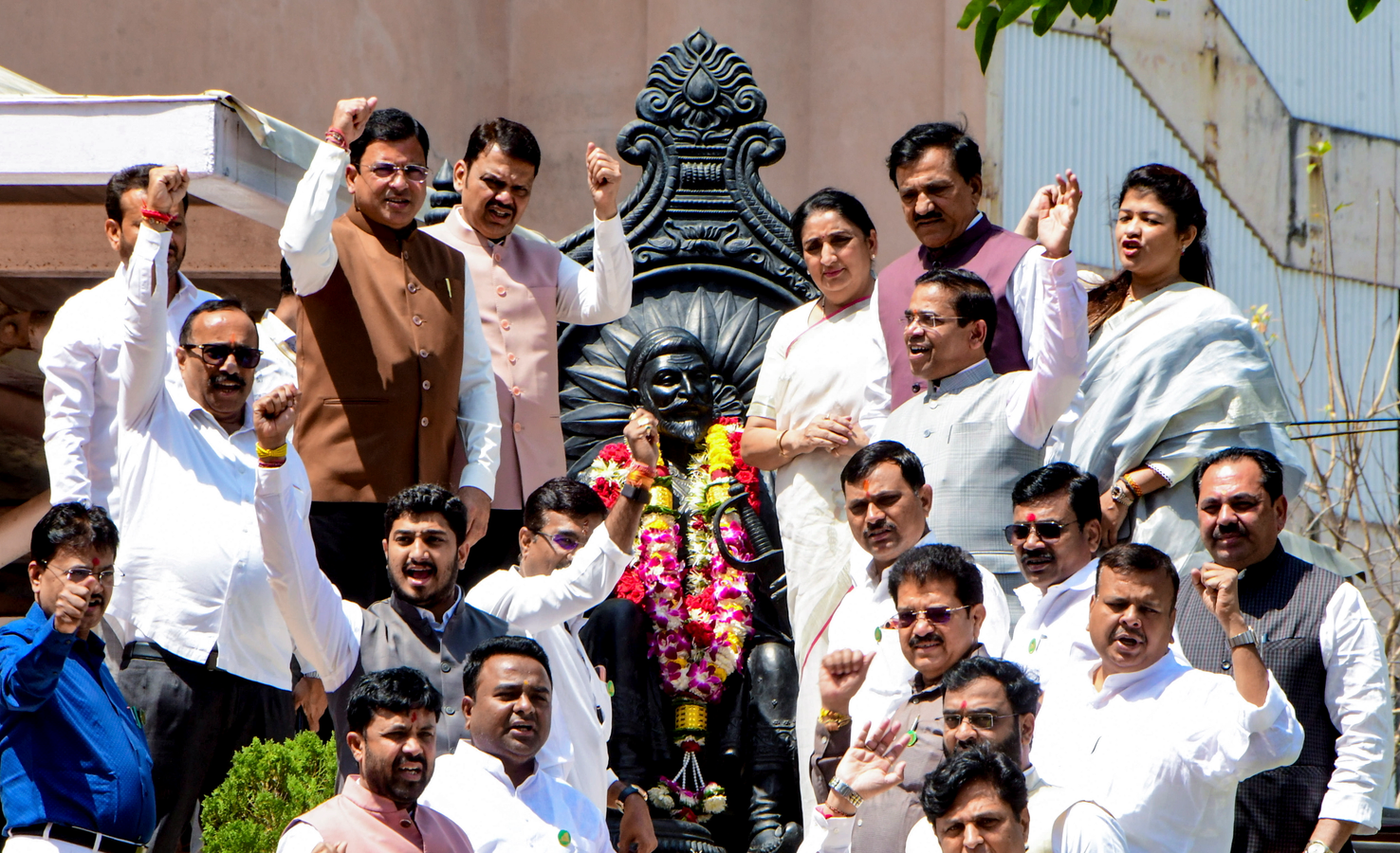 Fadnavis Unveils ₹7.7 Trillion Budget, Prioritizing Farmers and Infrastructure.webp