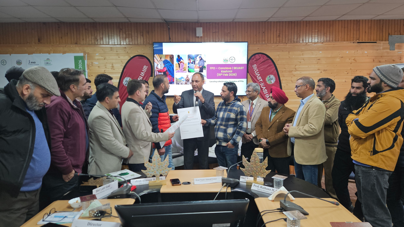 Scaling Farmer Producer Organizations in Kashmir.webp