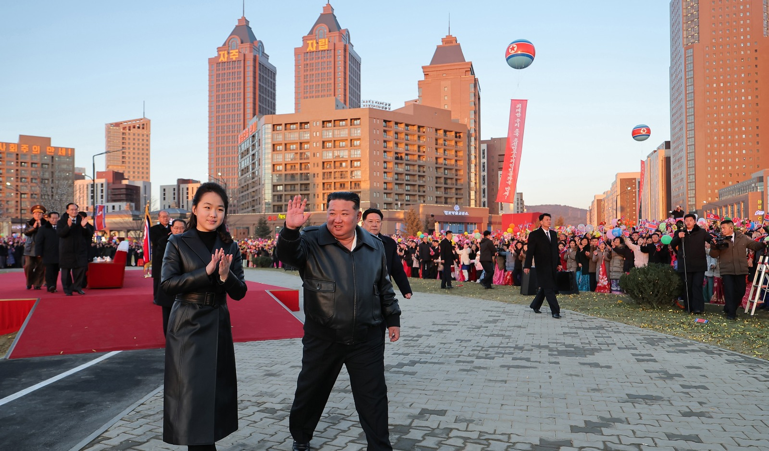 Kim Jong-un Unveils New Construction Plan Following Pyongyang Housing Completion.webp