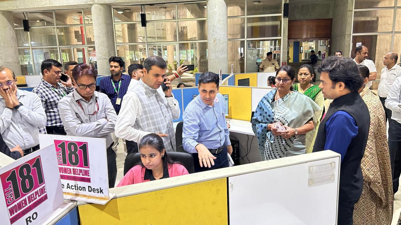 '181 Abhayam': Rescue and Support for Women in Gujarat Reach New Milestones.webp