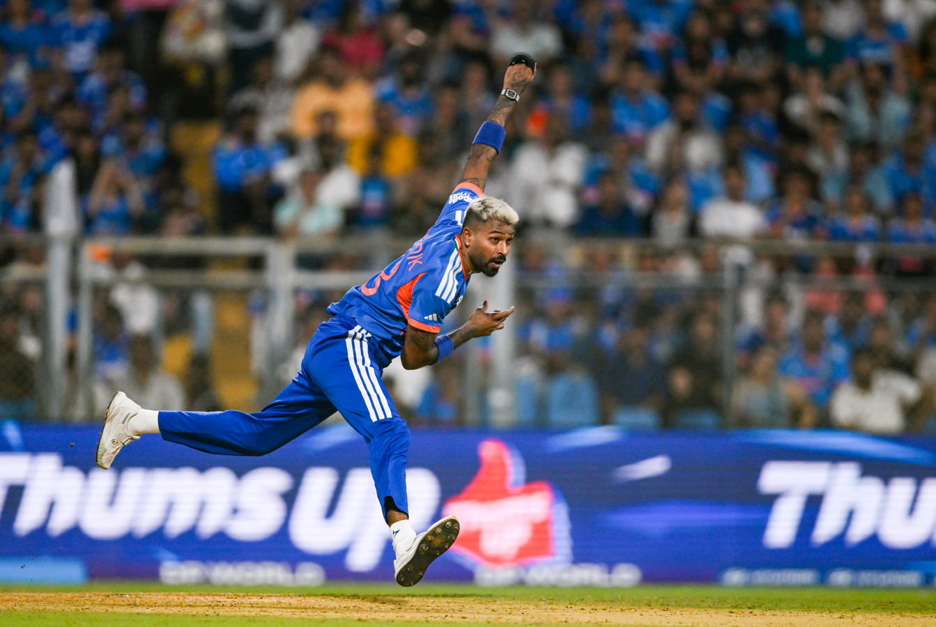 Pandya's Celebration Reflects Family Support After Crucial Wicket.webp