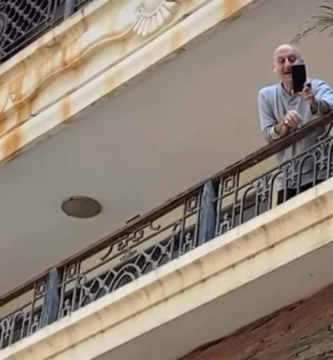 Anupam Kher Reflects on Friendship with Anil Kapoor.webp