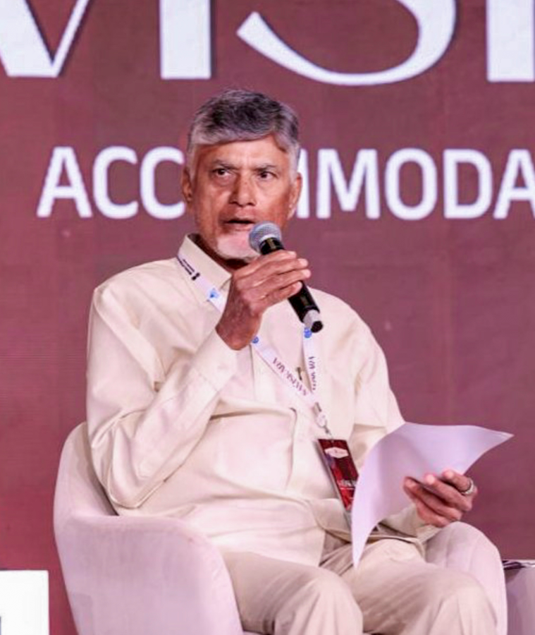 Chief Minister Naidu Highlights Andhra Pradesh's Tech Investments and Growth Strategy.webp