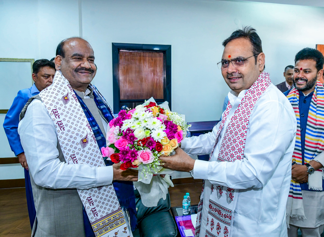 Rajasthan Aviation: Meeting Focuses on Infrastructure and Connectivity.webp