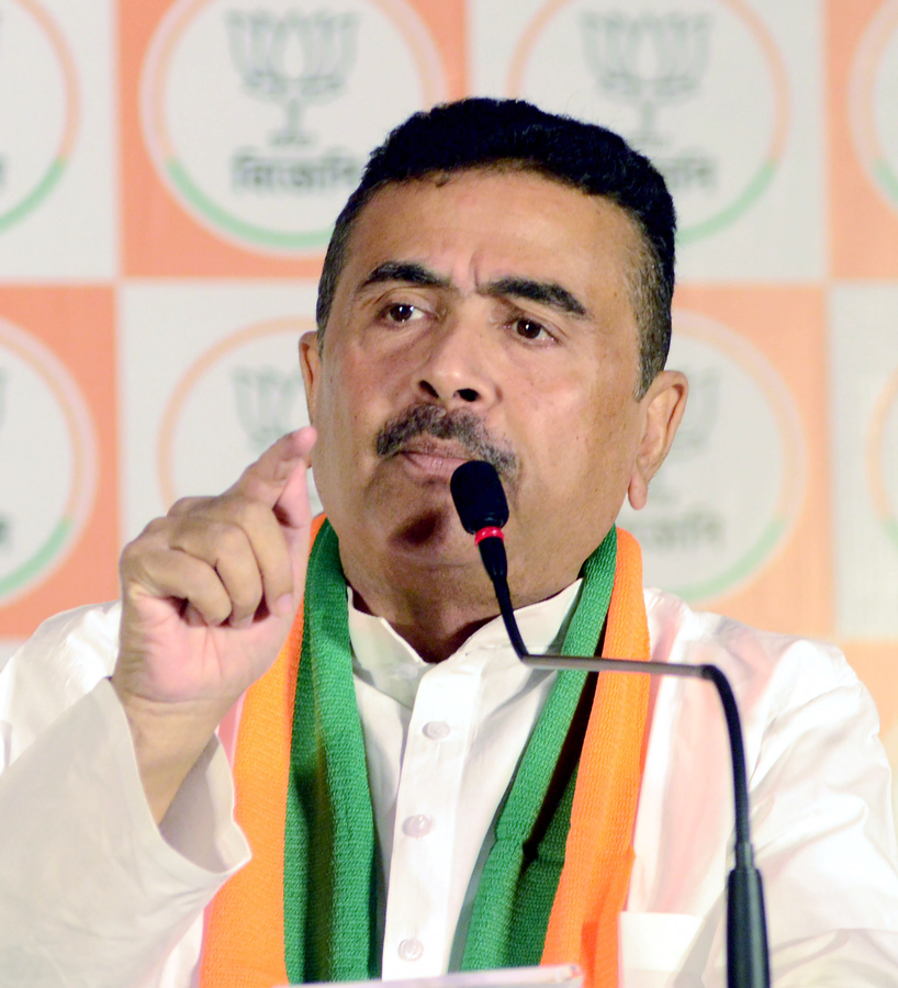 Venue Change for President Murmu Sparks Political Firestorm in Bengal.webp