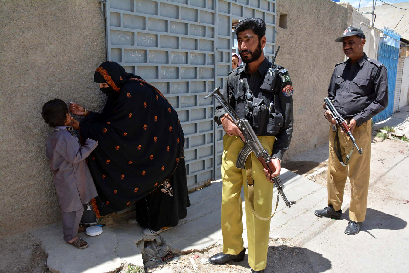 Pakistan's Polio Crisis: A Failure of Public Health and Engagement.webp