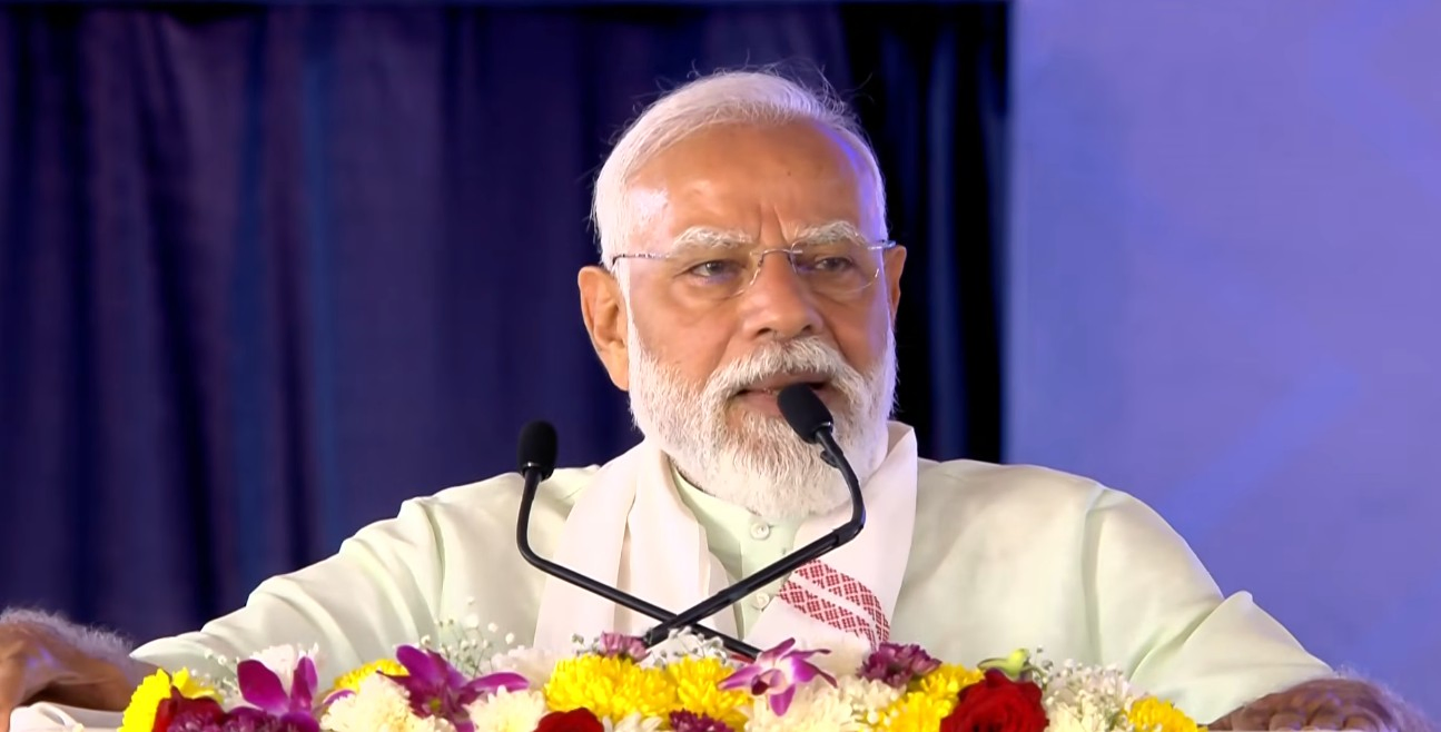 ₹33,500 Crore in Projects Launched in Delhi, Modi Slams Previous Government