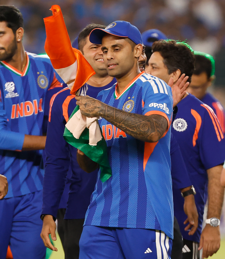 India Retains T20 World Cup with Dominant Victory