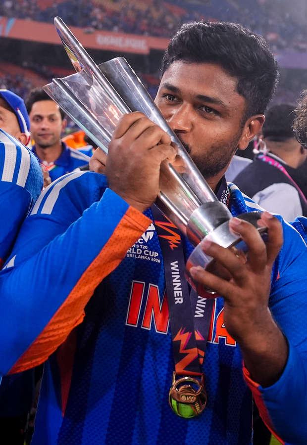 Sanju Samson's Redemption: Gavaskar Praises T20 World Cup Performance.webp