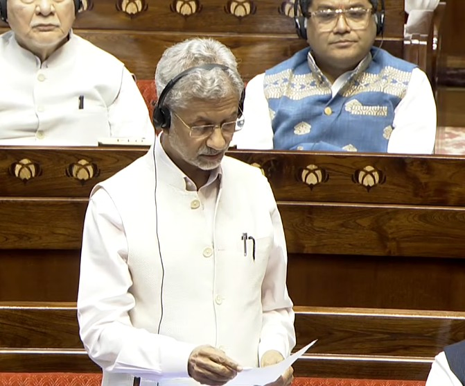 India Maintains Communication with Iran as Naval Ship Docked in Kochi