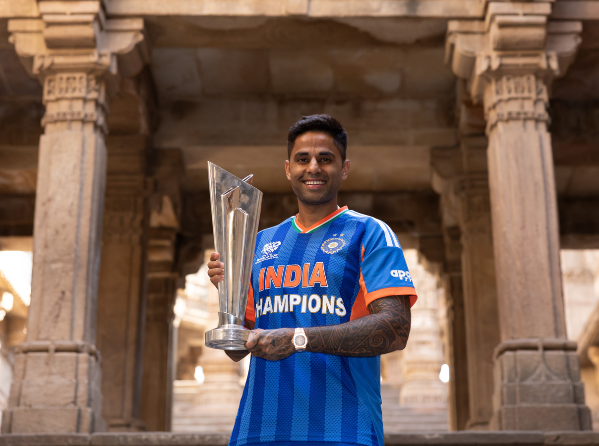 India Captain Visits Historic Stepwell After World Cup Title.webp