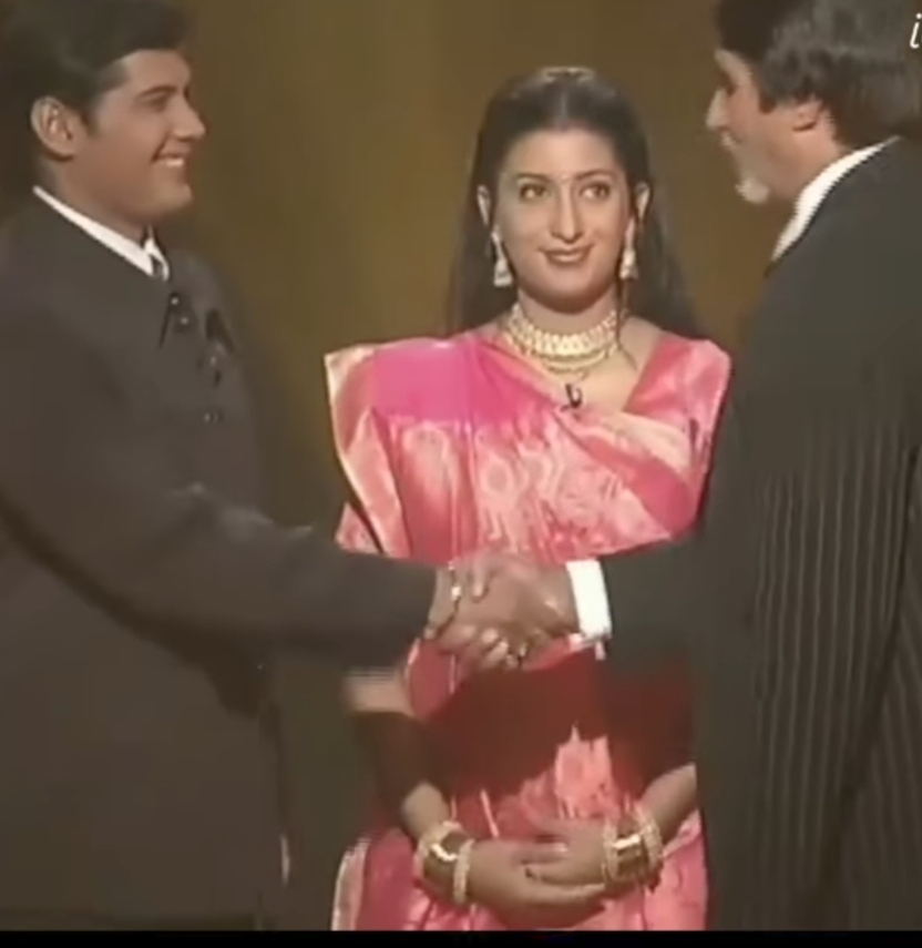 Amitabh Bachchan's Charitable Act: A Story Shared by Smriti Irani.webp