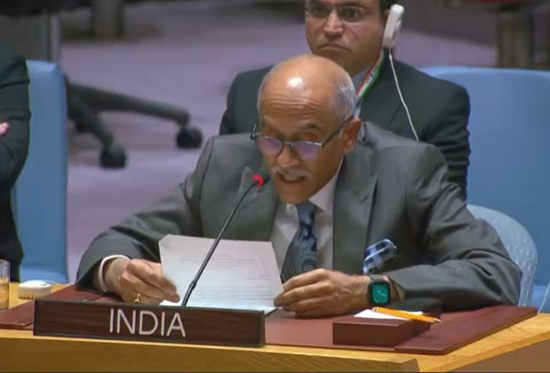 Pakistan's Airstrikes in Afghanistan During Ramadan Spark Condemnation.webp