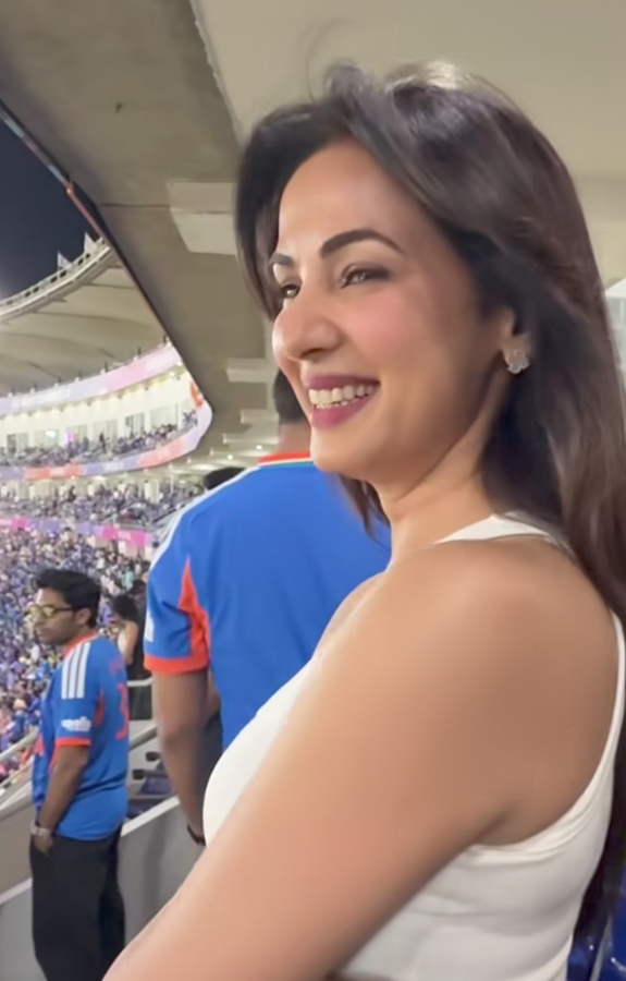 Bollywood Actress Remembers 'Jannat' Song at Cricket Match
