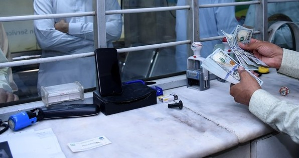 SBA Restricts Foreign Nationals from Small Business Loans.webp