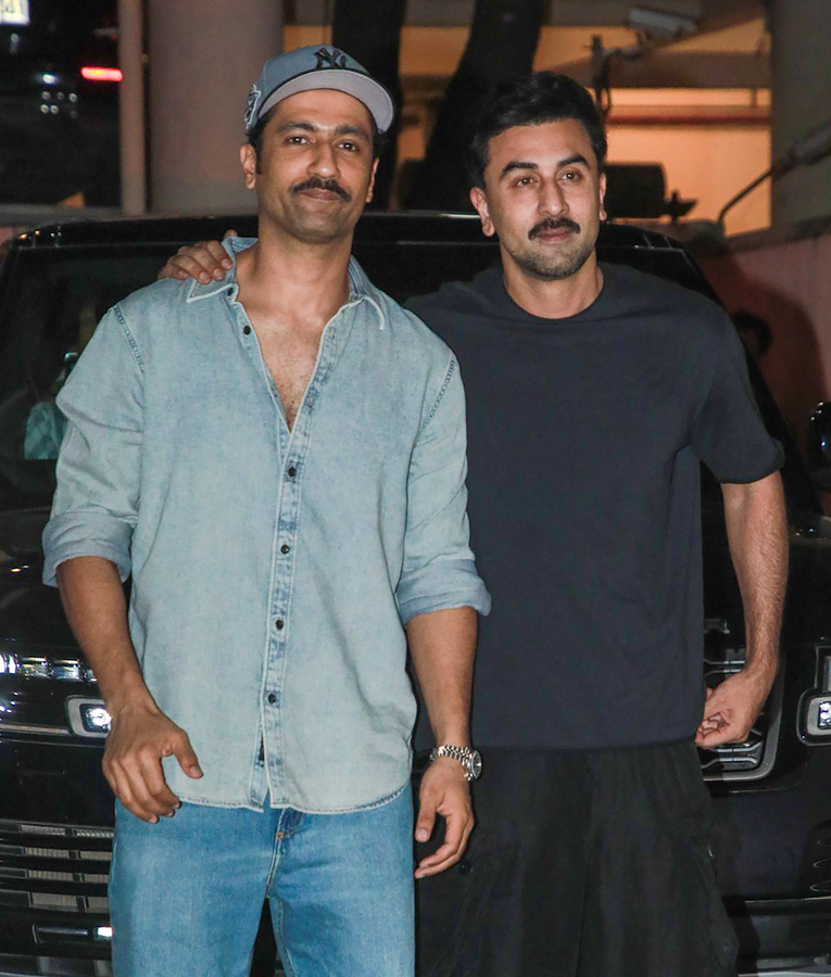 Sanjay Leela Bhansali’s ‘Love & War’ Undergoes Reshoots, Delaying Release.webp