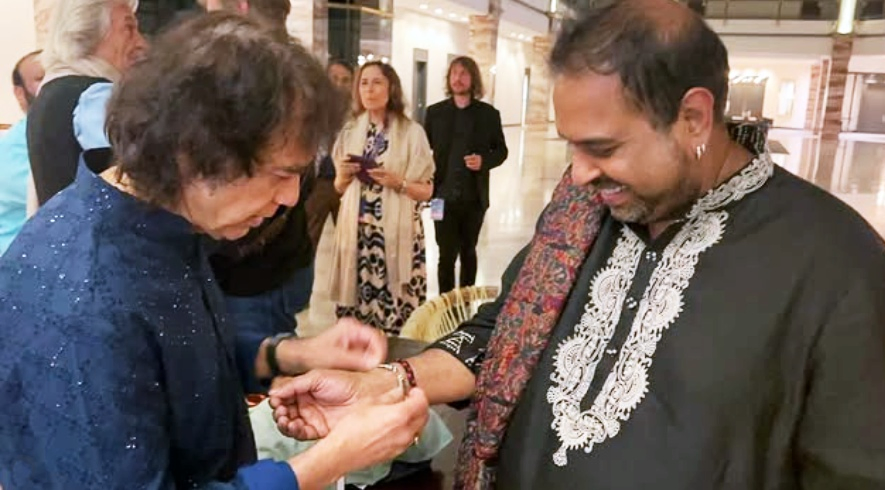 Shankar Mahadevan Reflects on 25 Years with Zakir Hussain.webp