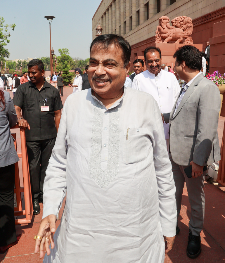 Kutch Highway Upgrade: ₹650 Crore Project Boosts Connectivity.webp