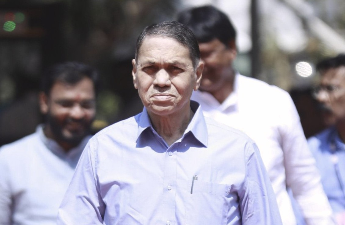 Maharashtra Sugar Crisis: Farmers Face Rs 4,315 Crore FRP Dues.webp