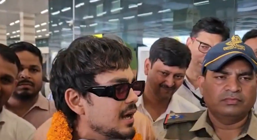 Cricketer Encourages Youth in Bihar Following Victory.webp