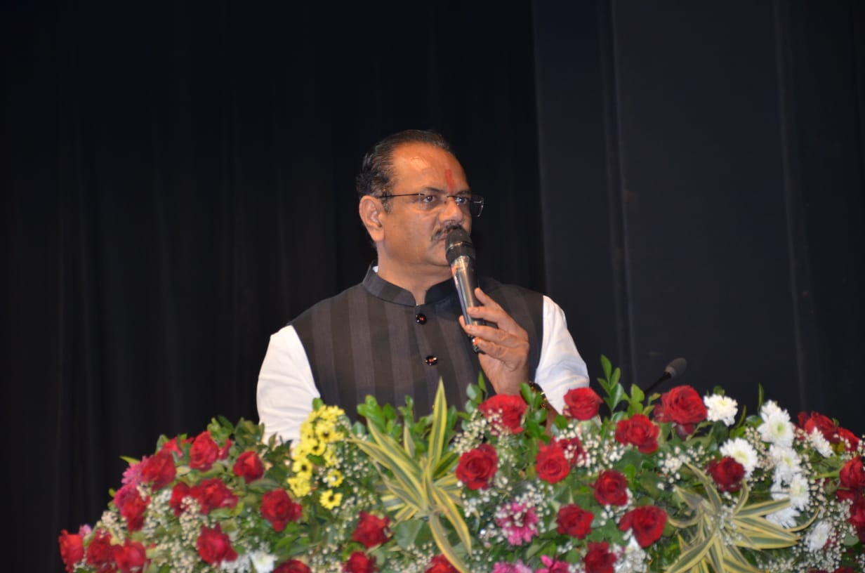 Gujarat Boosts Sports Infrastructure with ₹2,006 Crore Allocation.webp