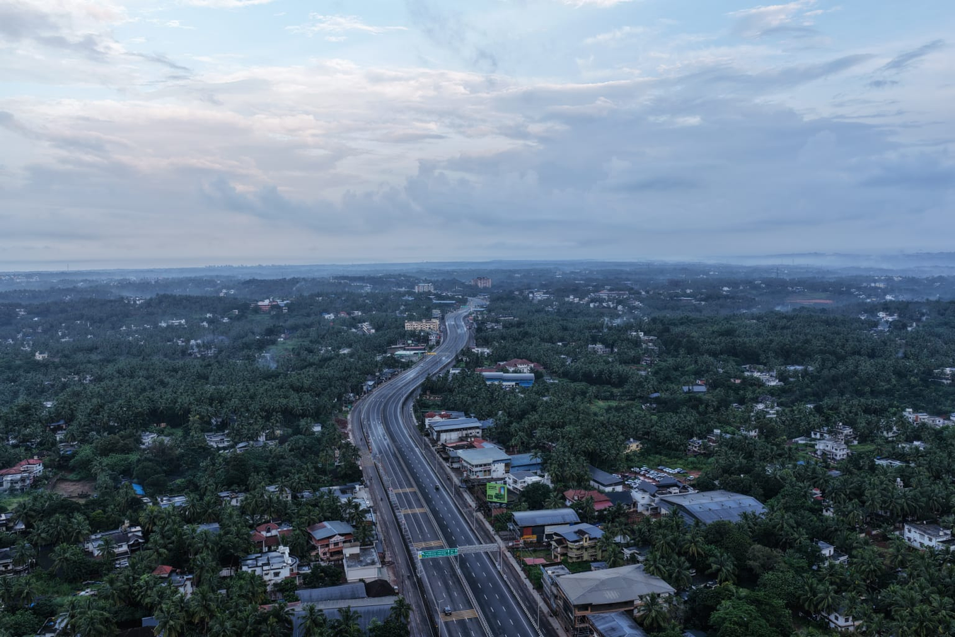 Uralungal Labour Cooperative Wins National Award for Kerala Highway.webp