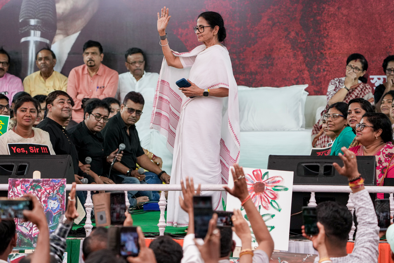 West Bengal CM Calls Off Protest Over Voter List Flaws.webp