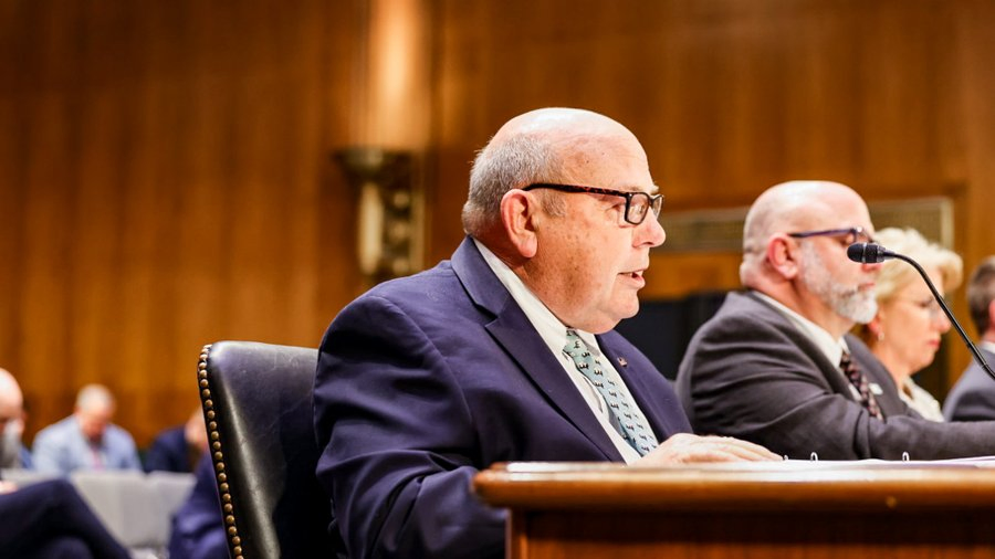 Farmers Face Economic Headwinds Amid Geopolitical Tensions.webp