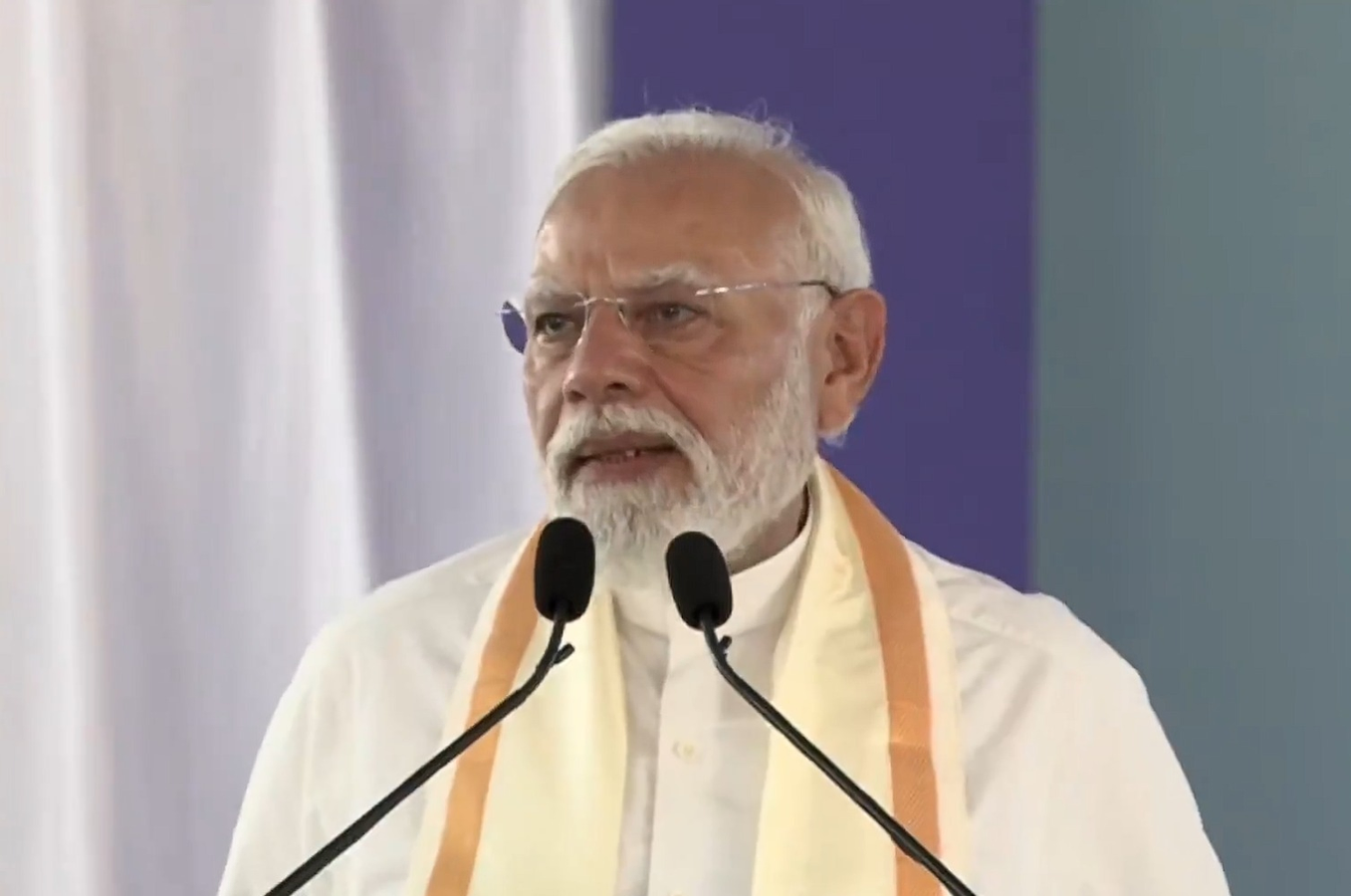 PM Modi Focuses on Fisheries Sector and Community Contributions in Kerala.webp PM Modi Focuses on Fisheries Sector and Community Contributions in Kerala.webp
