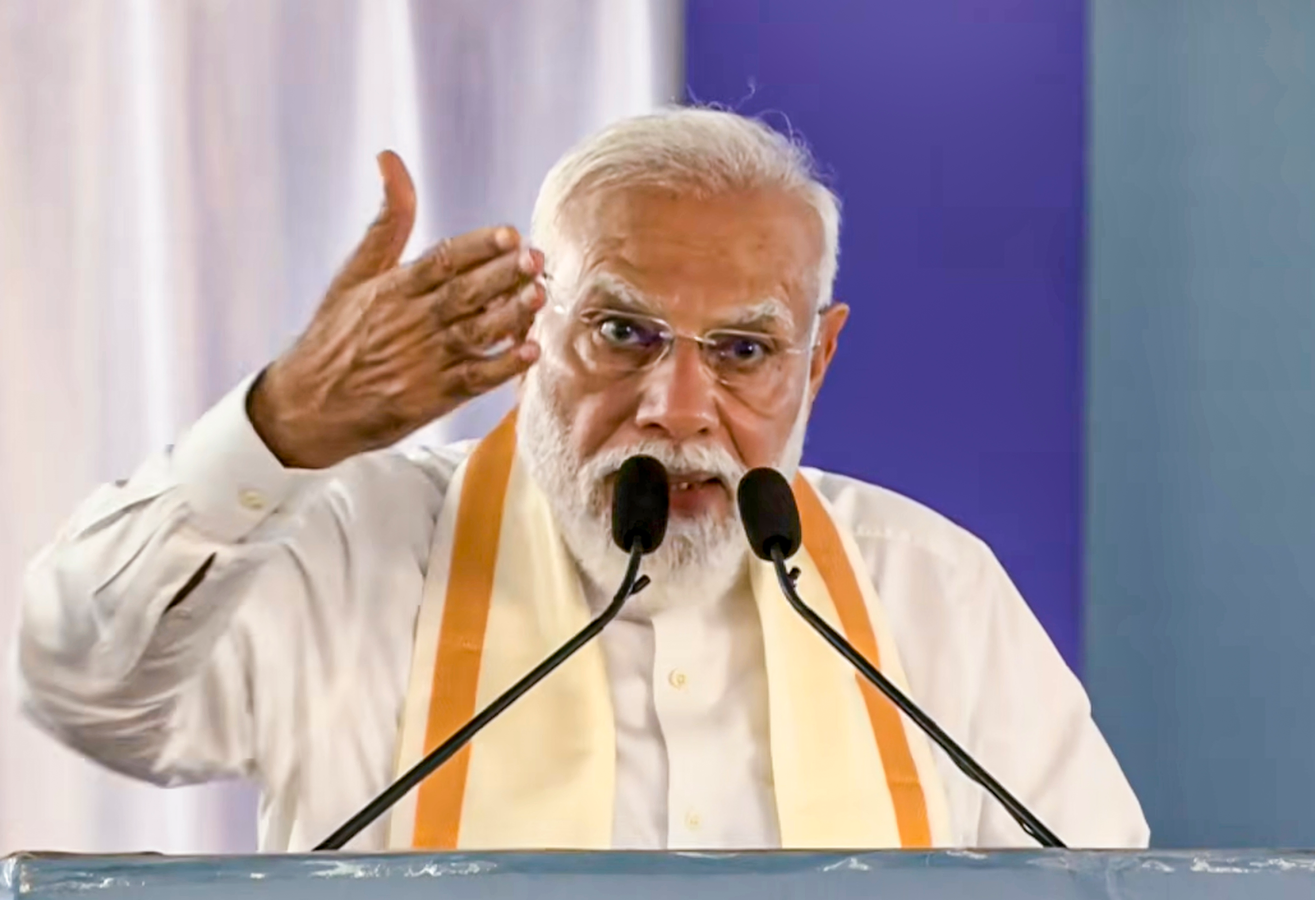 Kerala Sees Major Infrastructure Investment with PM Modi's Inaugurations.webp