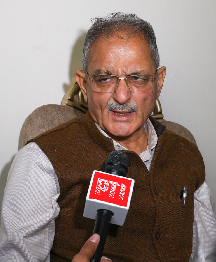 Himachal Governor Emphasizes Inclusive Development and J-K Relations.webp