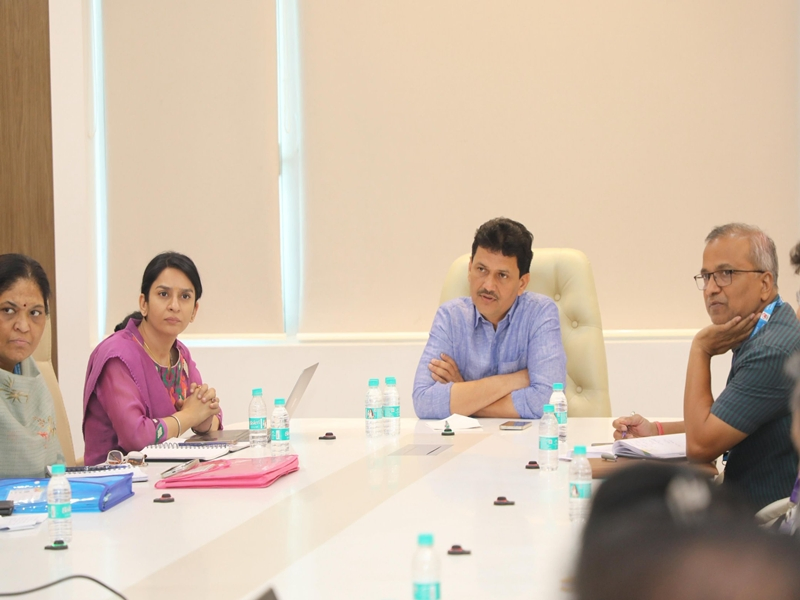 Maharashtra Govt. Prioritizes Patient Care in Health Insurance.webp