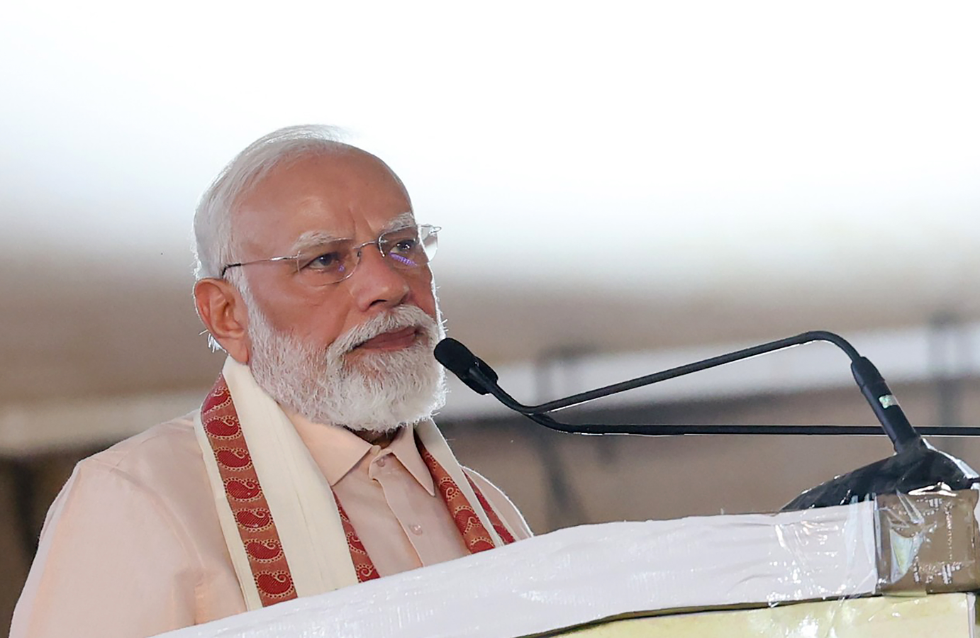 Tamil Nadu Development Stalled: Modi Criticizes DMK's Implementation.webp
