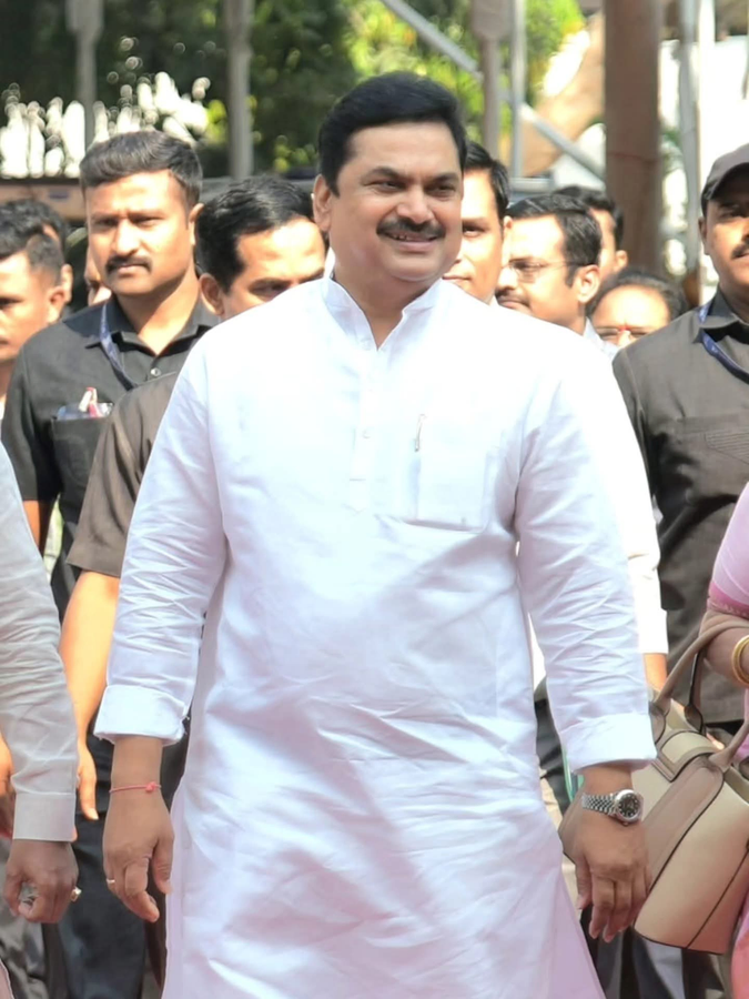 Maharashtra Authorities Respond to Multiple Bomb Threats