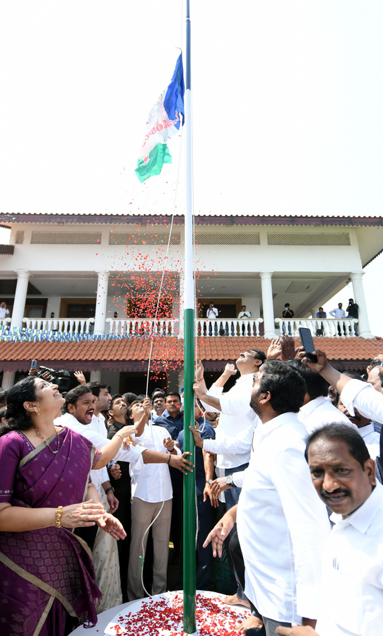 Jagan Reddy Marks YSRCP’s Formation Day, Emphasizes Values.webp
