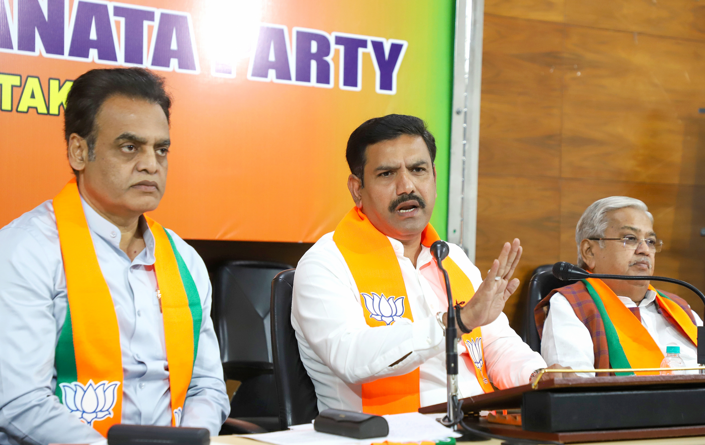 LPG Price Rise: BJP Contrasts Current Situation with UPA Era