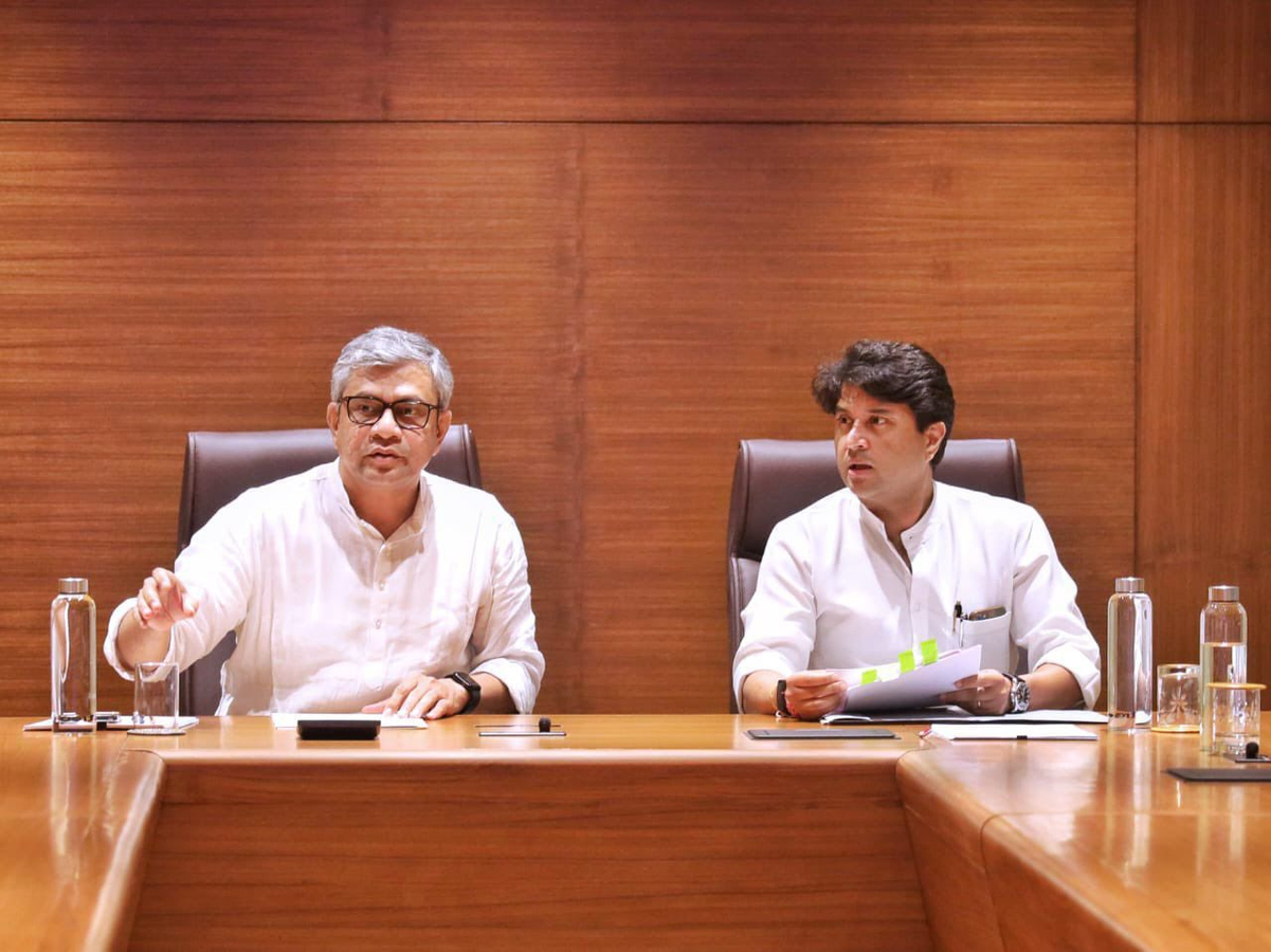 Ashoknagar and Kolaras Benefit from Railway Service Improvements.webp