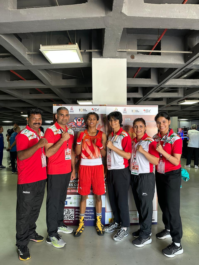 Gunjan, Radhamani, and Chandrika Lead India's Boxing Team.webp