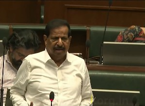 Lonar Lake's Surge Threatens Temples, State to Request Union Wildlife Dept..webp Lonar Lake's Surge Threatens Temples, State to Request Union Wildlife Dept..webp