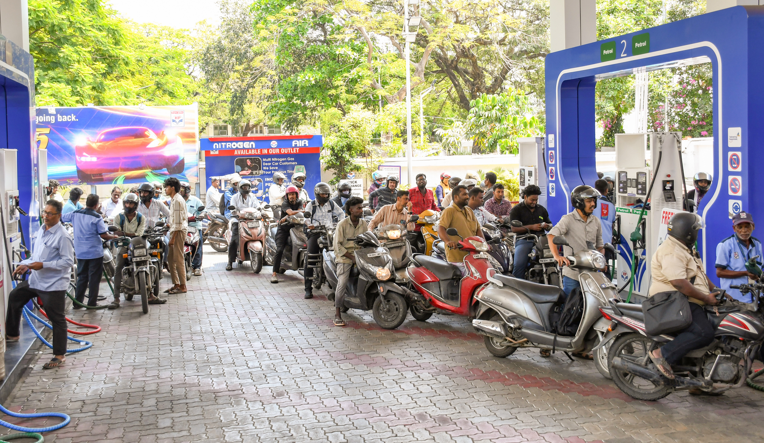Tamil Nadu Sees Spike in Fuel Purchases Amid West Asia Concerns.webp