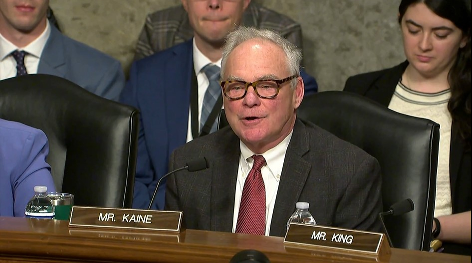 Iran War Costs Rise as Democrats Seek Accountability.webp