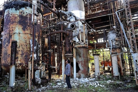 Decades After Tragedy, Bhopal Site's Contamination Remains a Challenge.webp