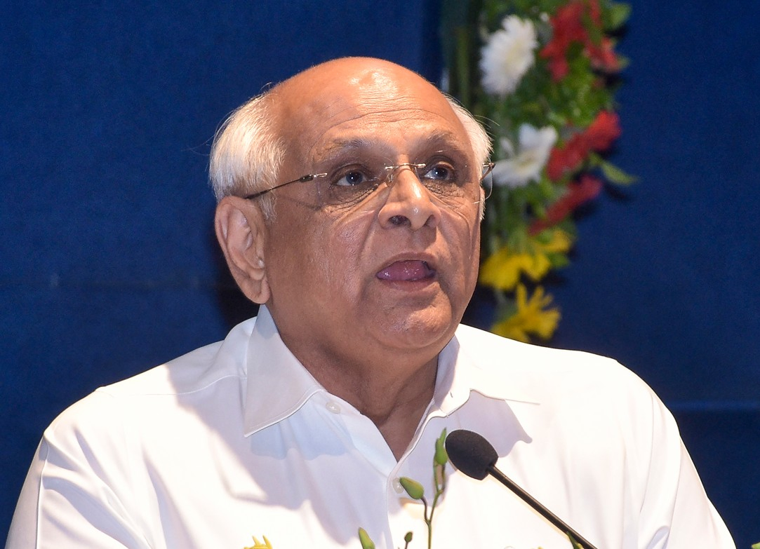 Surat Water Supply Scheme: Tank Collapse and Repair Efforts.webp