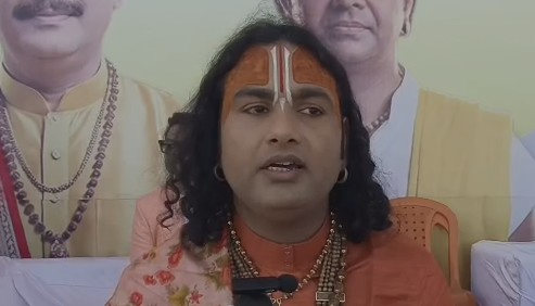 Aniruddhacharya Questions Indian Affinity for Pakistan Cricket.webp